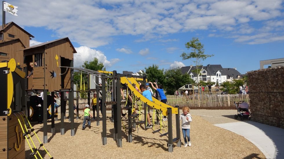 aire de jeux meco bretagne